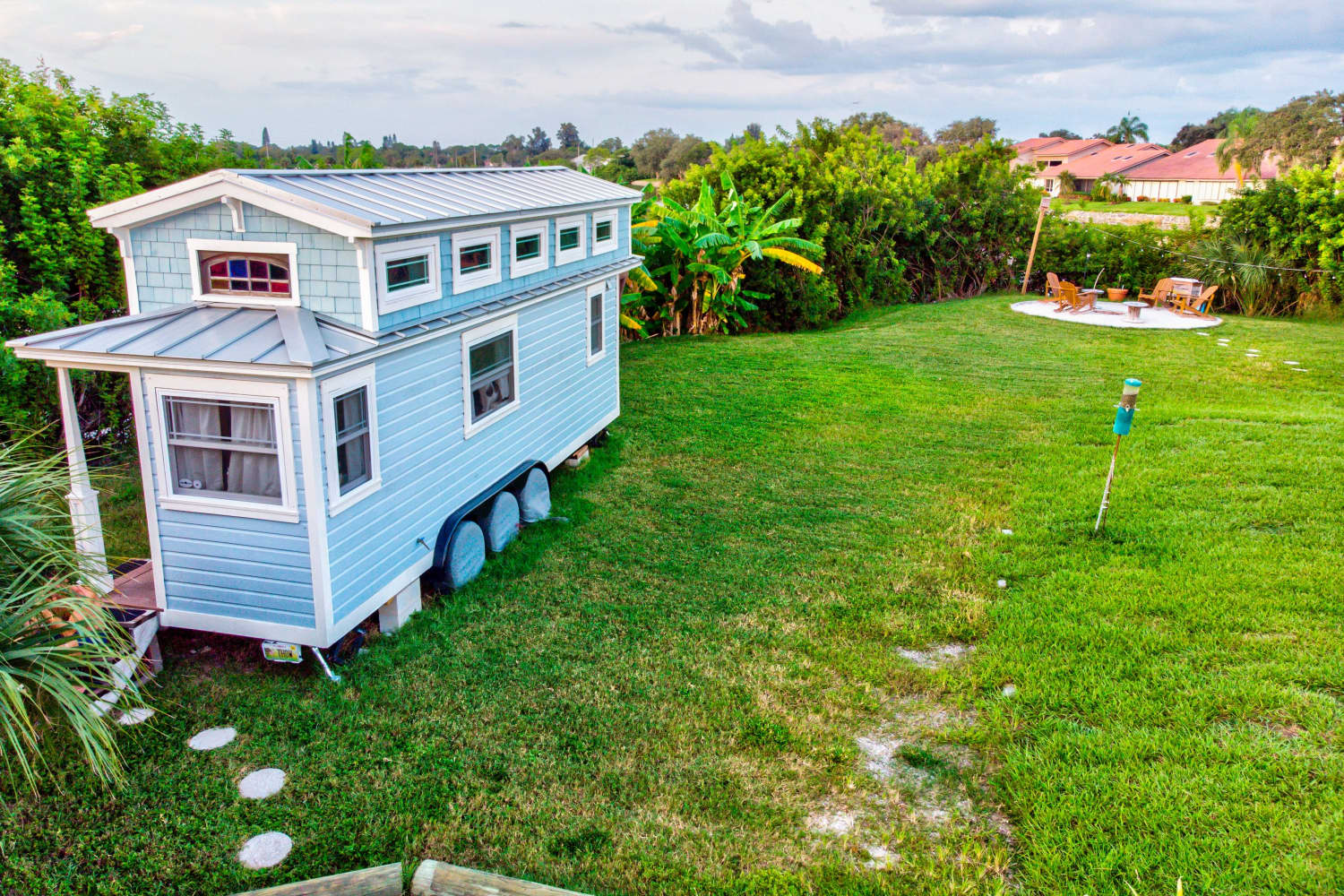 Tiny House and OctagonShaped Tiny House Tour Photos Apartment Therapy